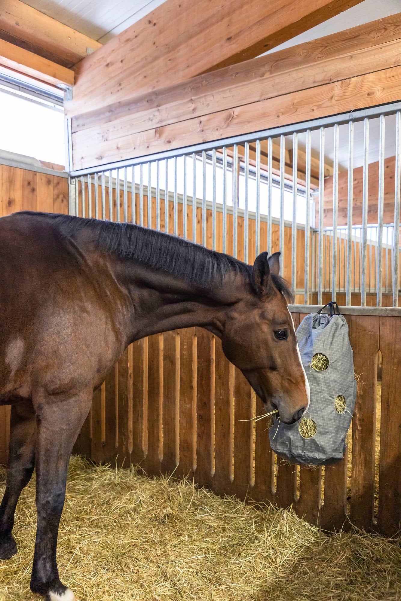 Kerbl worek na siano HayBag, mały, szary, 85 l