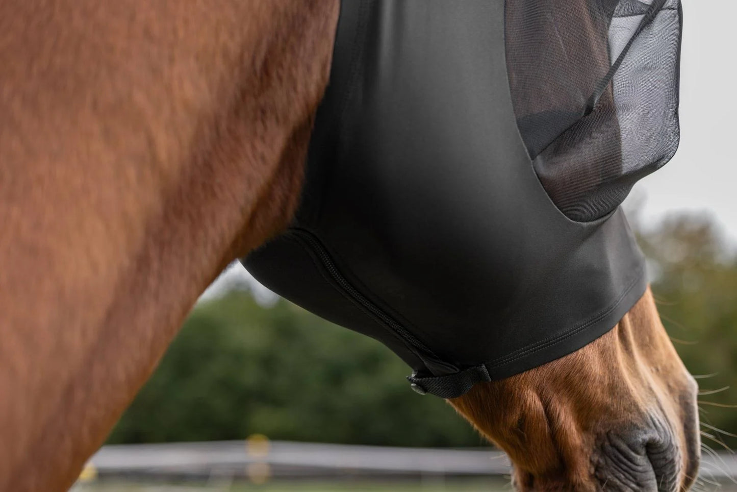 Covalliero maska przeciwowadowa dla konia FinoStretch Zipper, czarny 24h