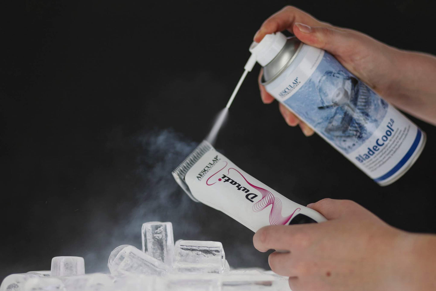 Aesculap spray 3 w 1 do maszynek do strzyżenia BladeCool 2.0, czyści, chłodzi i naoliwia, 400 ml