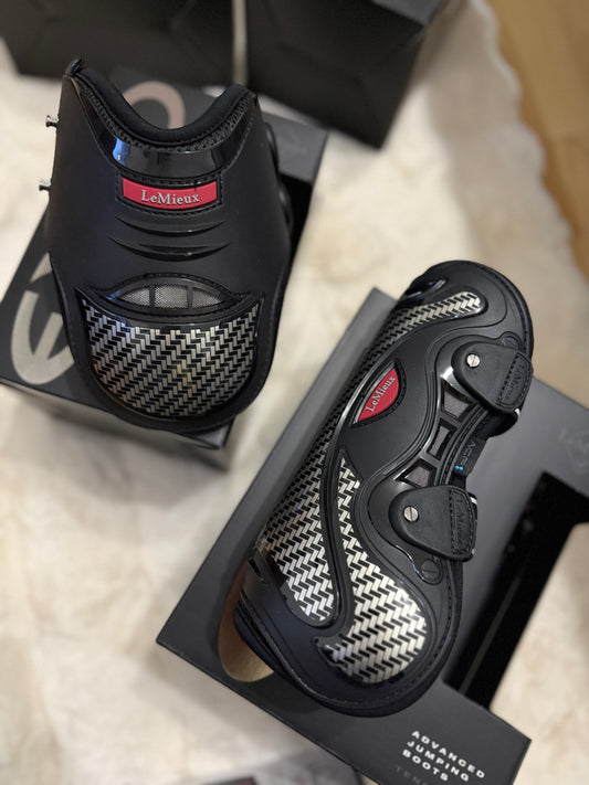 Zestaw promocyjny: LeMieux ochraniacze skokowe Exo-Flex, przody+tyły, czarne 24h