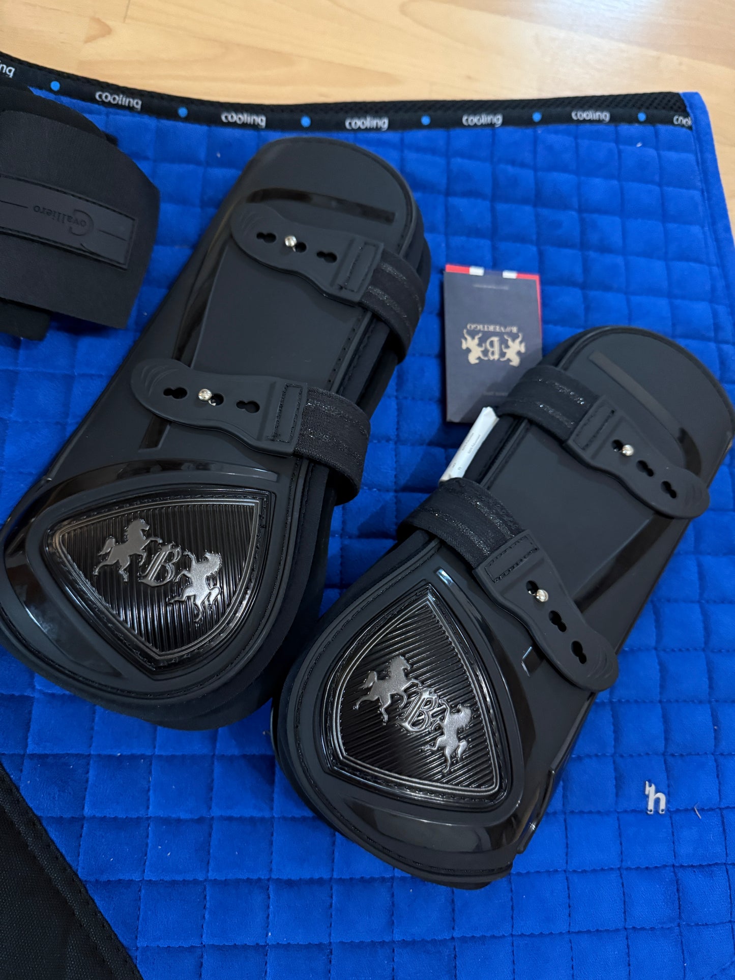 Zestaw nr 3 - czaprak, ochraniacze, kaloszki 24h