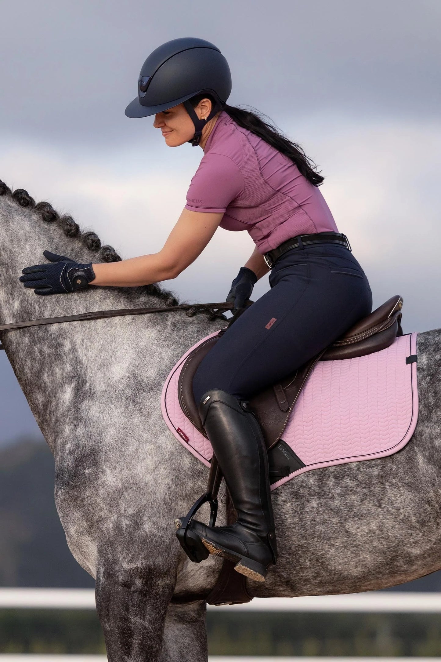 LeMieux czaprak Essence Eurojump CC, Fondant 24h