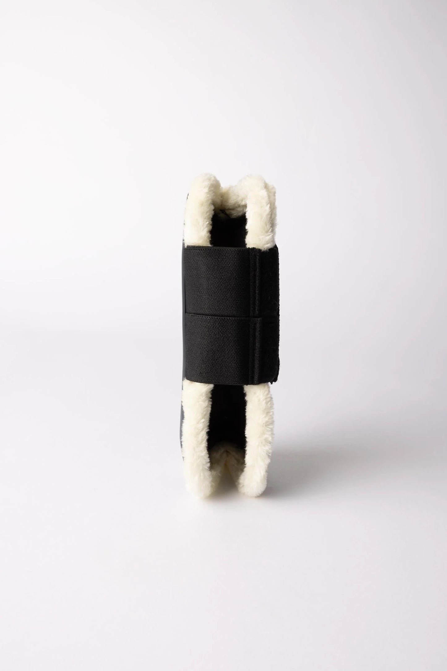 Horze ochraniacze przednie Armour Airflow z futrem, czarne 24h