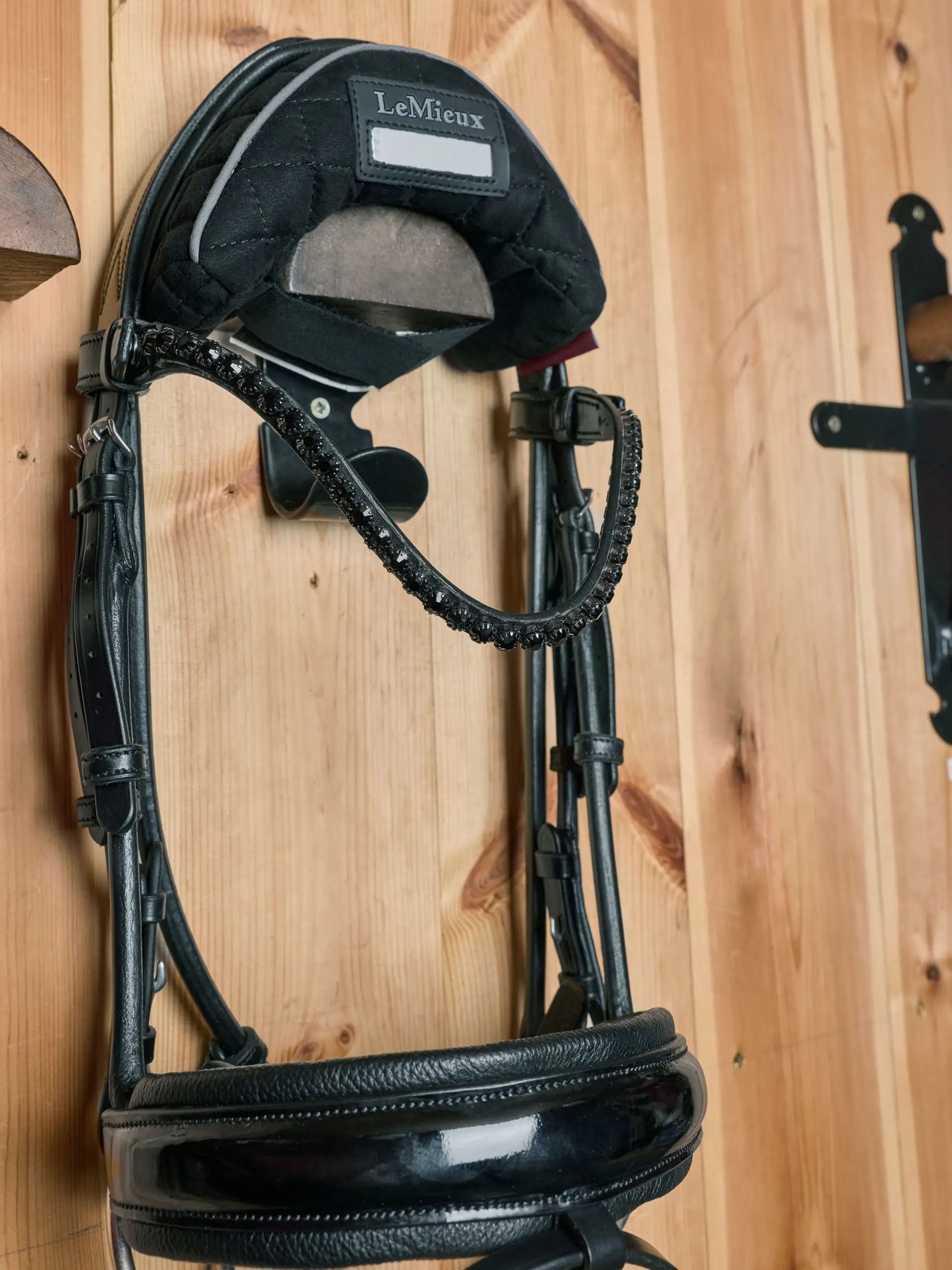 LeMieux podkładka pod potylicę, czarny