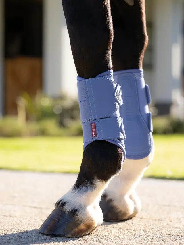 LeMieux ochraniacze "Arika Mesh", Powder Blue 24h