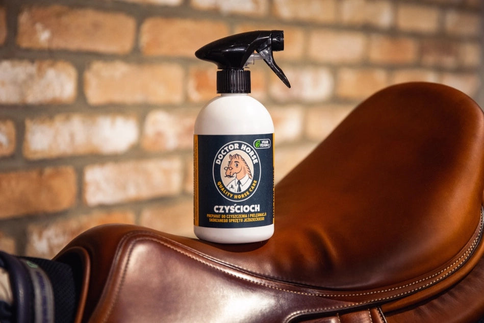 Doctor Horse "Czyścioch" preparat do czyszczenia i pielęgnacji sprzętu 500ml 24h