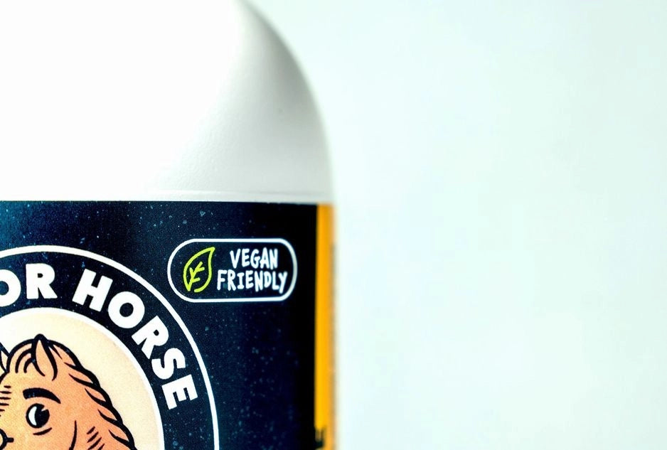 Doctor Horse "Czyścioch" preparat do czyszczenia i pielęgnacji sprzętu 500ml 24h